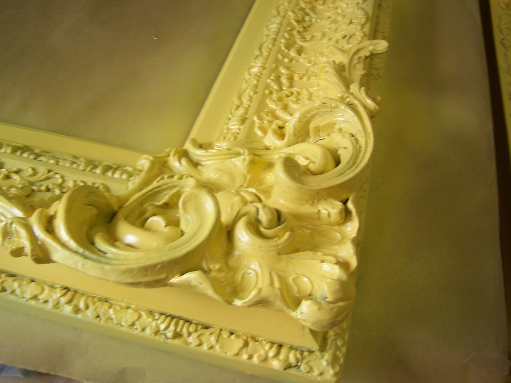 Base coat of priming color to highlight the warmth of gold leaf.